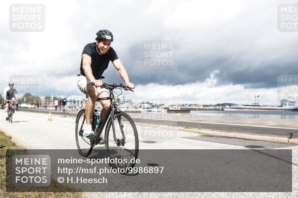 16.08.2026 - KN Förde Triathlon 2026 H.Heesch http://msf.ph/oto/9986897 16.08.2026 12:58:30 Radfahren 547, 572, 596, 600, 716 meine-sportfotos.de