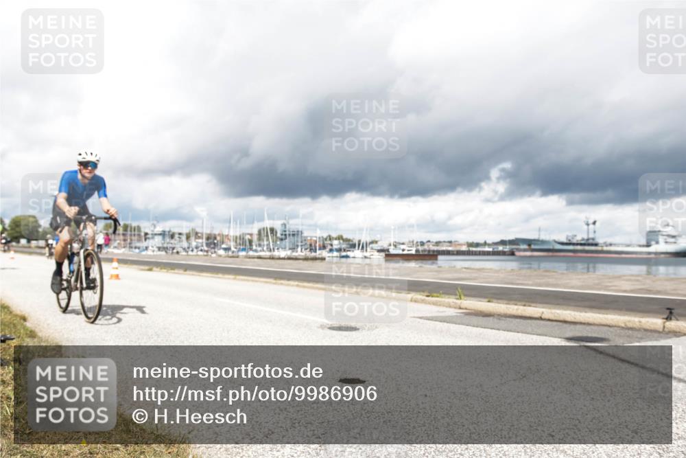 16.08.2026 - KN Förde Triathlon 2026 H.Heesch http://msf.ph/oto/9986906 16.08.2026 12:58:40 Radfahren 528, 552, 611, 714 meine-sportfotos.de
