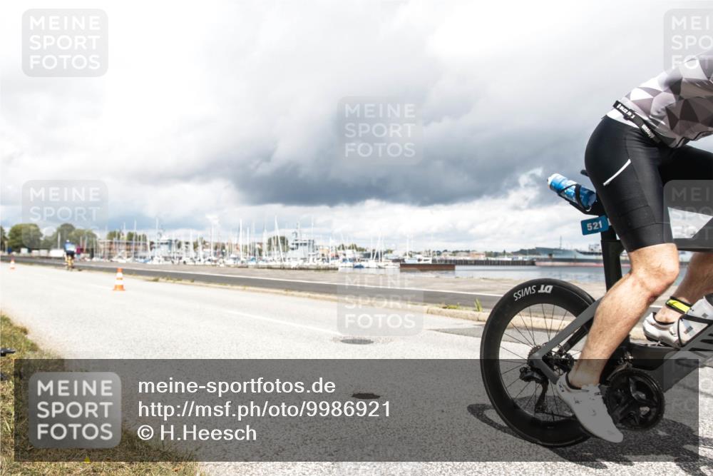 16.08.2026 - KN Förde Triathlon 2026 H.Heesch http://msf.ph/oto/9986921 16.08.2026 12:58:55 Radfahren 521, 522, 725, 737 meine-sportfotos.de