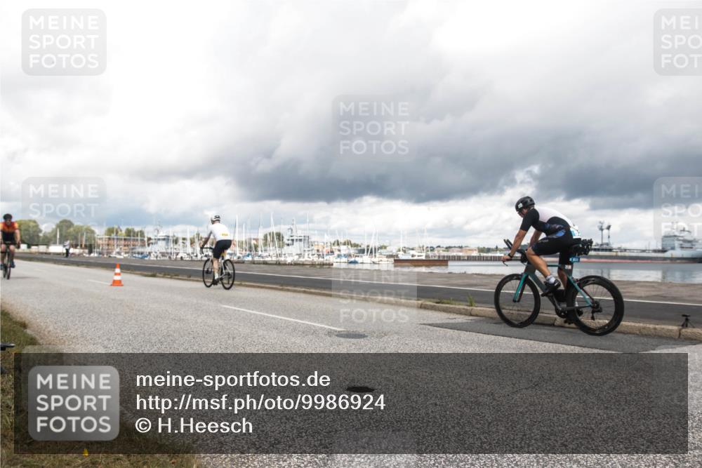 16.08.2026 - KN Förde Triathlon 2026 H.Heesch http://msf.ph/oto/9986924 16.08.2026 12:59:01 Radfahren 511, 522, 592, 725 meine-sportfotos.de