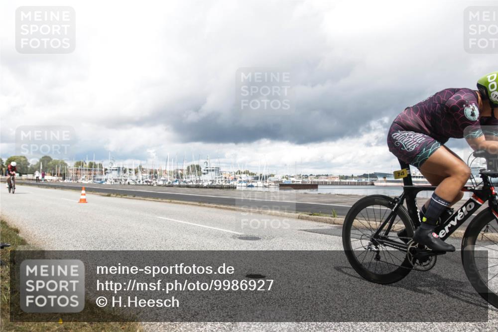 16.08.2026 - KN Förde Triathlon 2026 H.Heesch http://msf.ph/oto/9986927 16.08.2026 12:59:12 Radfahren 501, 530, 718, 731, 745 meine-sportfotos.de