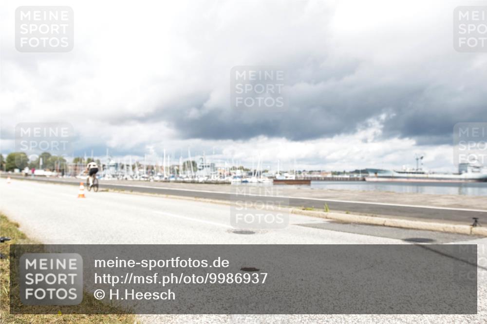16.08.2026 - KN Förde Triathlon 2026 H.Heesch http://msf.ph/oto/9986937 16.08.2026 12:59:24 Radfahren 519, 527, 541, 584 meine-sportfotos.de