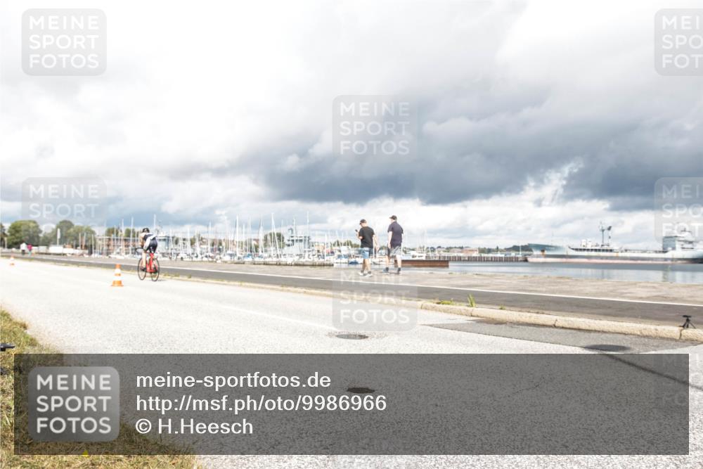 16.08.2026 - KN Förde Triathlon 2026 H.Heesch http://msf.ph/oto/9986966 16.08.2026 12:59:41 Radfahren 362, 507, 520, 604 meine-sportfotos.de