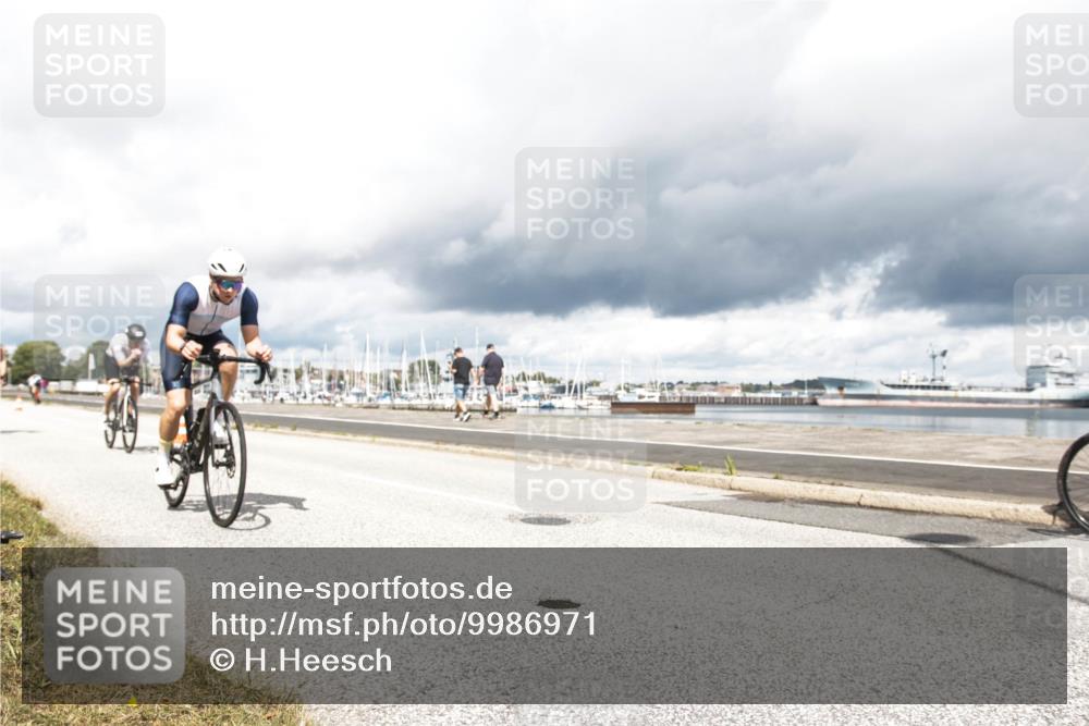 16.08.2026 - KN Förde Triathlon 2026 H.Heesch http://msf.ph/oto/9986971 16.08.2026 12:59:44 Radfahren 362, 506, 507, 520, 604 meine-sportfotos.de