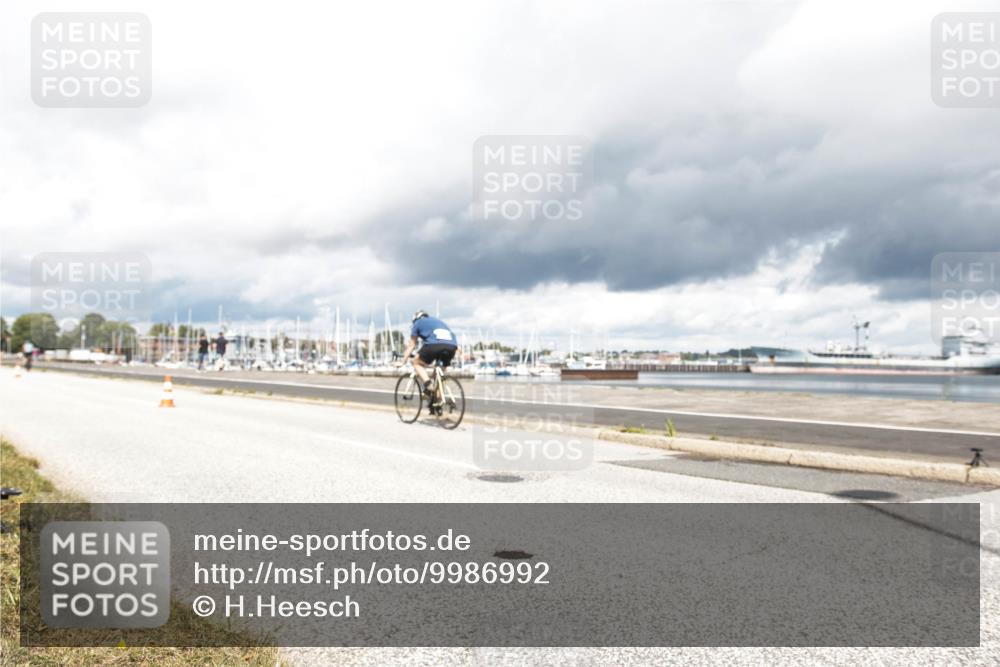 16.08.2026 - KN Förde Triathlon 2026 H.Heesch http://msf.ph/oto/9986992 16.08.2026 12:59:59 Radfahren 553, 558, 605, 738 meine-sportfotos.de