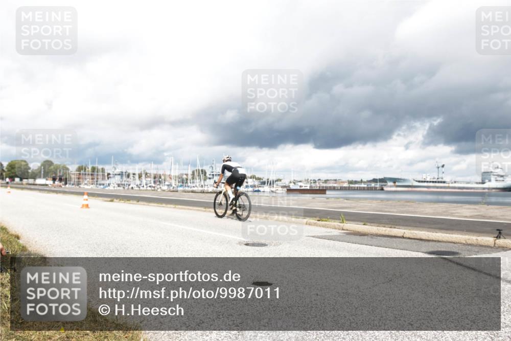 16.08.2026 - KN Förde Triathlon 2026 H.Heesch http://msf.ph/oto/9987011 16.08.2026 13:00:13 Radfahren 576 meine-sportfotos.de