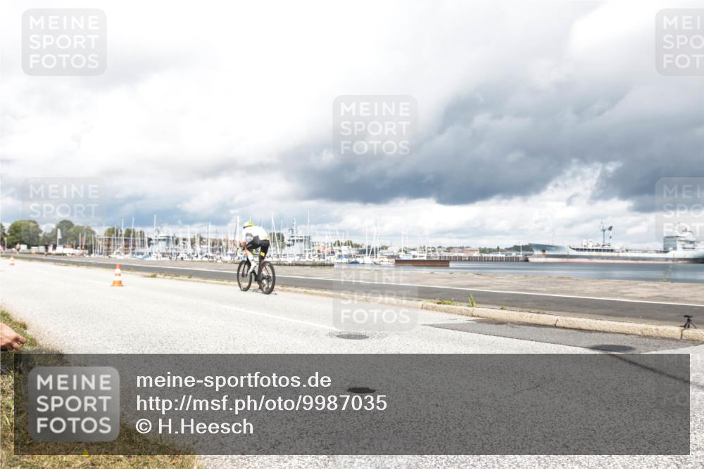 16.08.2026 - KN Förde Triathlon 2026 H.Heesch http://msf.ph/oto/9987035 16.08.2026 13:00:26 Radfahren 551, 577, 578, 602, 701, 736 meine-sportfotos.de