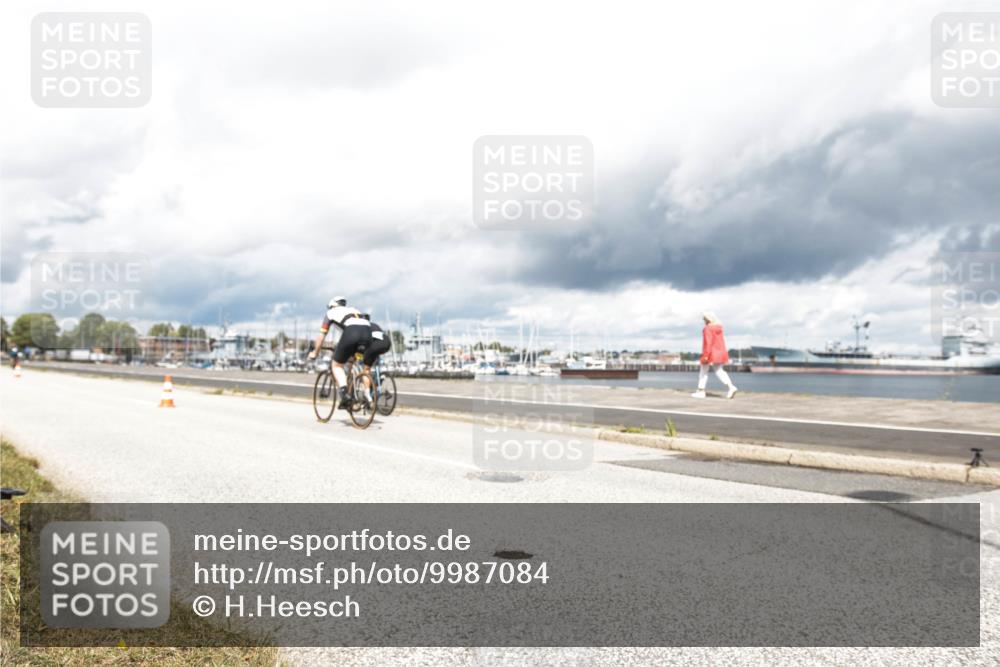 16.08.2026 - KN Förde Triathlon 2026 H.Heesch http://msf.ph/oto/9987084 16.08.2026 13:01:48 Radfahren 503, 532, 598, 608, 719, 733 meine-sportfotos.de