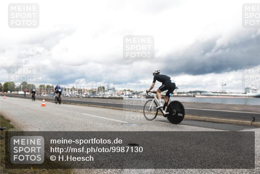 16.08.2026 - KN Förde Triathlon 2026 H.Heesch http://msf.ph/oto/9987130 16.08.2026 13:03:02 Radfahren 577, 609, 702, 736 meine-sportfotos.de