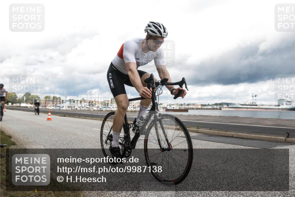 16.08.2026 - KN Förde Triathlon 2026 H.Heesch http://msf.ph/oto/9987138 16.08.2026 13:03:22 Radfahren 533, 538, 544, 569 meine-sportfotos.de