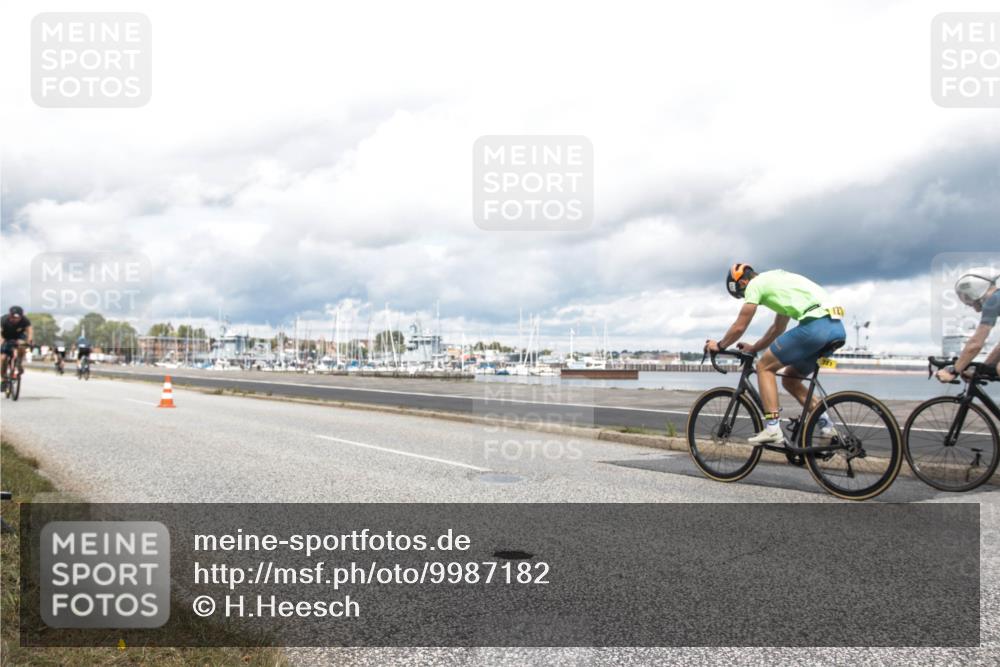 16.08.2026 - KN Förde Triathlon 2026 H.Heesch http://msf.ph/oto/9987182 16.08.2026 13:04:17 Radfahren 606, 721 meine-sportfotos.de