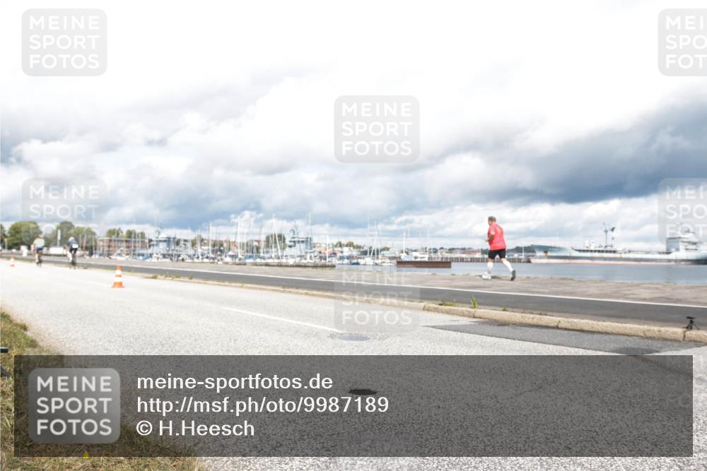 16.08.2026 - KN Förde Triathlon 2026 H.Heesch http://msf.ph/oto/9987189 16.08.2026 13:04:20 Radfahren 575, 606 meine-sportfotos.de