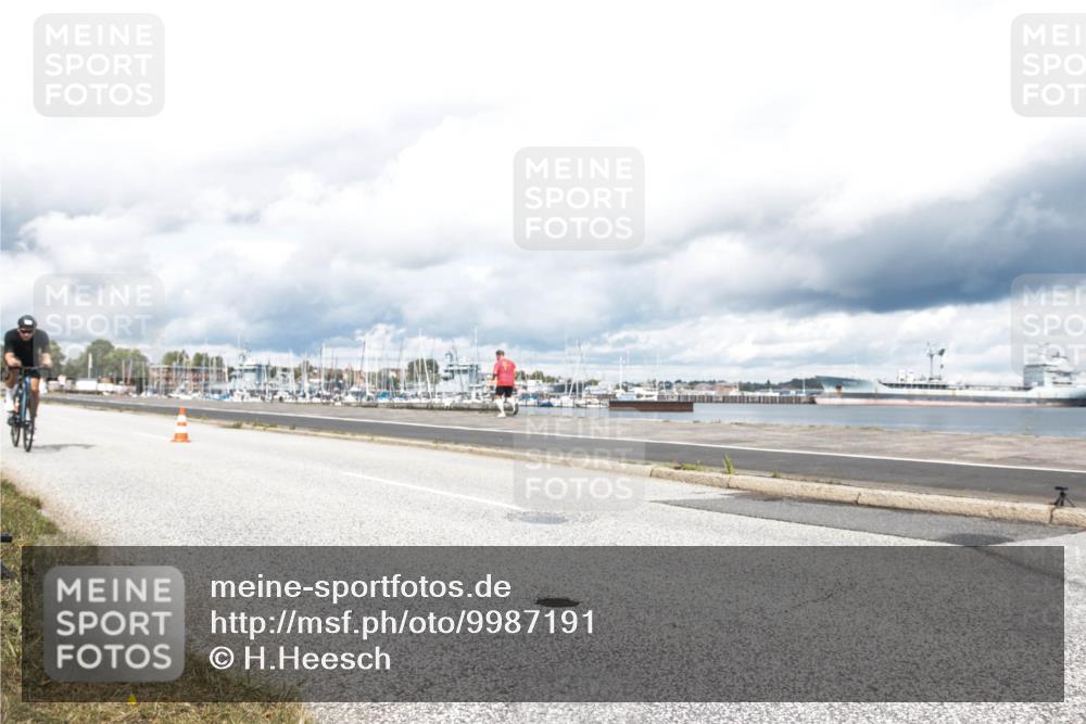 16.08.2026 - KN Förde Triathlon 2026 H.Heesch http://msf.ph/oto/9987191 16.08.2026 13:04:23 Radfahren 575 meine-sportfotos.de