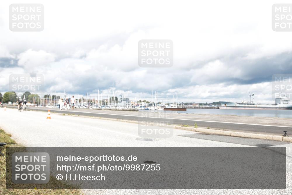 16.08.2026 - KN Förde Triathlon 2026 H.Heesch http://msf.ph/oto/9987255 16.08.2026 13:05:09 Radfahren 196, 502, 512, 711 meine-sportfotos.de