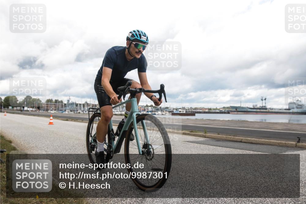 16.08.2026 - KN Förde Triathlon 2026 H.Heesch http://msf.ph/oto/9987301 16.08.2026 13:06:27 Radfahren 515, 527, 580, 600, 709, 713, 714, 725 meine-sportfotos.de