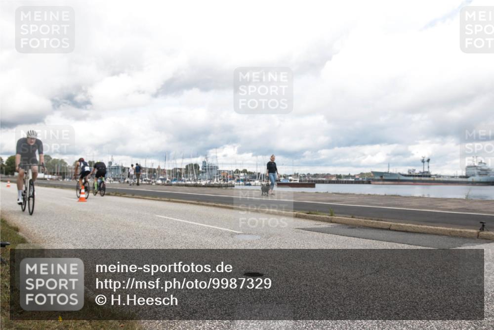 16.08.2026 - KN Förde Triathlon 2026 H.Heesch http://msf.ph/oto/9987329 16.08.2026 13:07:19 Radfahren 724, 740 meine-sportfotos.de