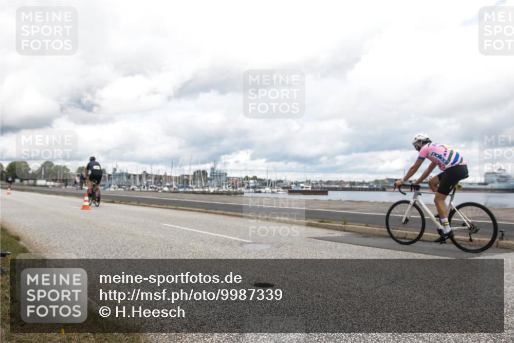 16.08.2026 - KN Förde Triathlon 2026 H.Heesch http://msf.ph/oto/9987339 16.08.2026 13:07:33 Radfahren 196, 513, 592 meine-sportfotos.de