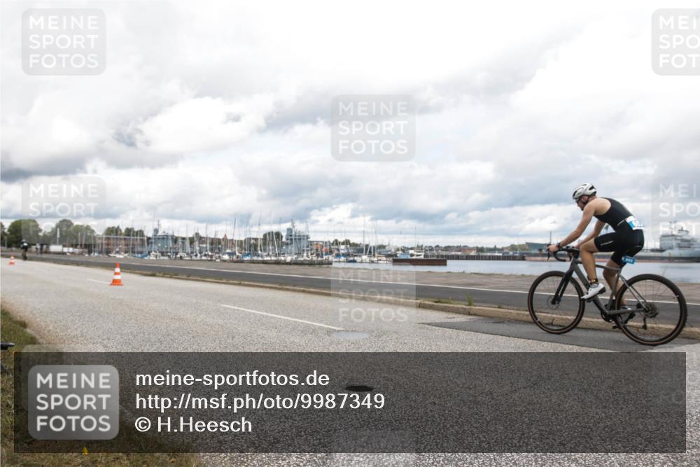 16.08.2026 - KN Förde Triathlon 2026 H.Heesch http://msf.ph/oto/9987349 16.08.2026 13:08:01 Radfahren 566, 579, 738 meine-sportfotos.de