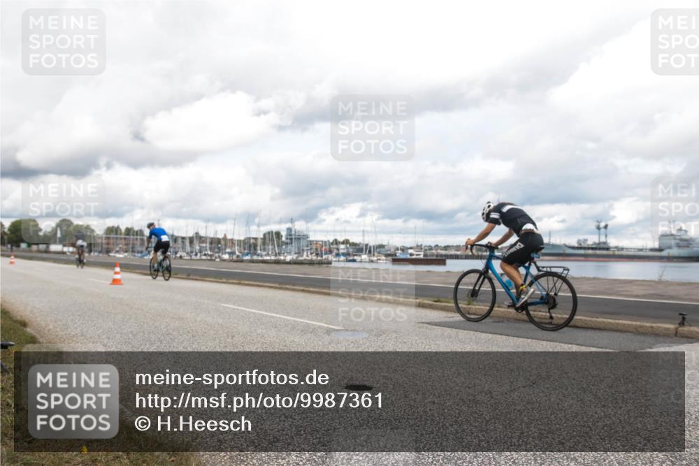 16.08.2026 - KN Förde Triathlon 2026 H.Heesch http://msf.ph/oto/9987361 16.08.2026 13:08:25 Radfahren 541, 584, 590, 607, 612, 722, 745 meine-sportfotos.de
