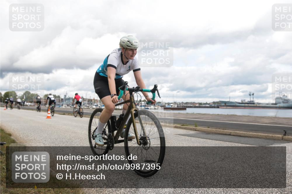 16.08.2026 - KN Förde Triathlon 2026 H.Heesch http://msf.ph/oto/9987395 16.08.2026 13:09:28 Radfahren 543, 720, 723 meine-sportfotos.de