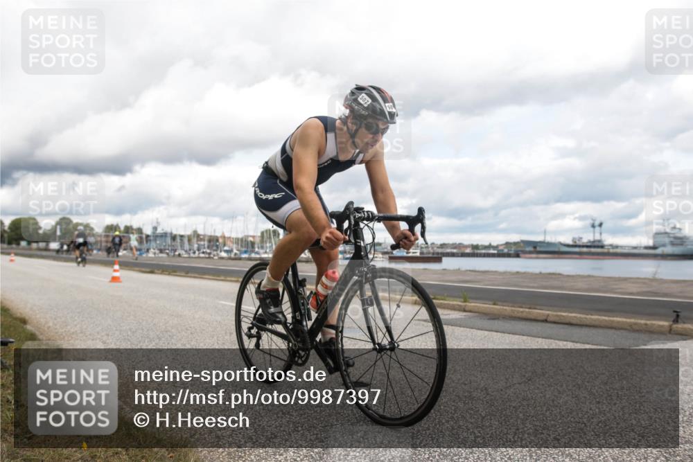 16.08.2026 - KN Förde Triathlon 2026 H.Heesch http://msf.ph/oto/9987397 16.08.2026 13:09:43 Radfahren 507, 702 meine-sportfotos.de