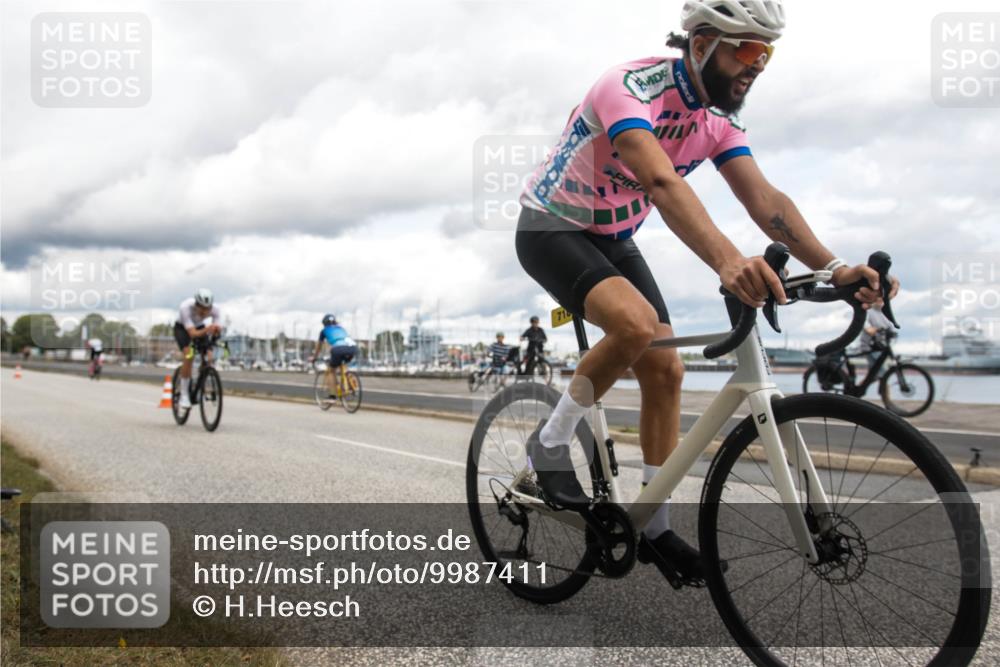 16.08.2026 - KN Förde Triathlon 2026 H.Heesch http://msf.ph/oto/9987411 16.08.2026 13:10:14 Radfahren 592, 594, 710, 718, 732 meine-sportfotos.de