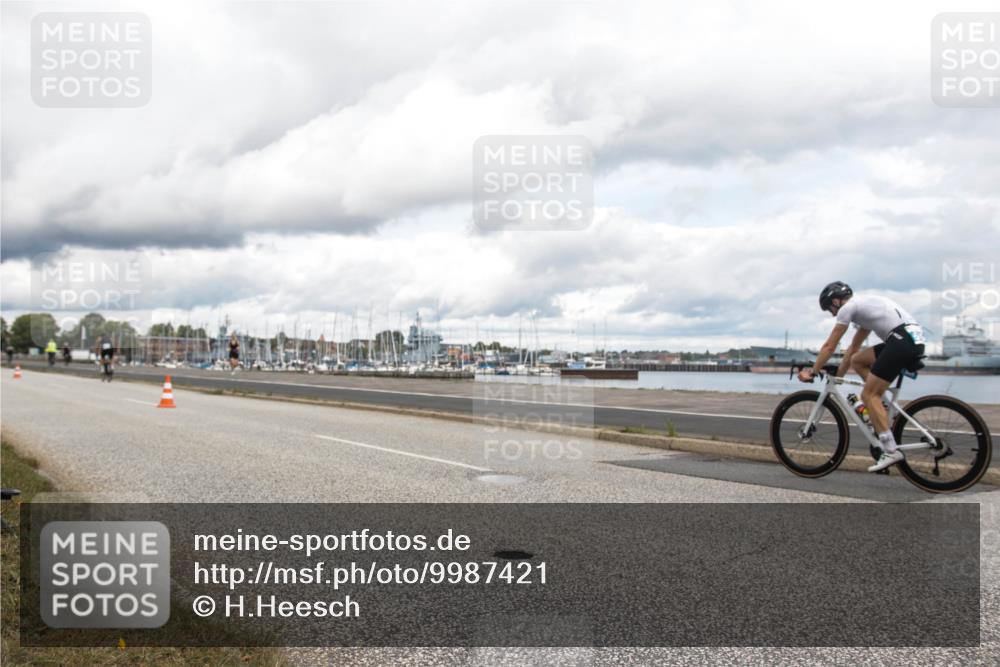 16.08.2026 - KN Förde Triathlon 2026 H.Heesch http://msf.ph/oto/9987421 16.08.2026 13:10:45 Radfahren 541, 544, 556, 733, 747 meine-sportfotos.de