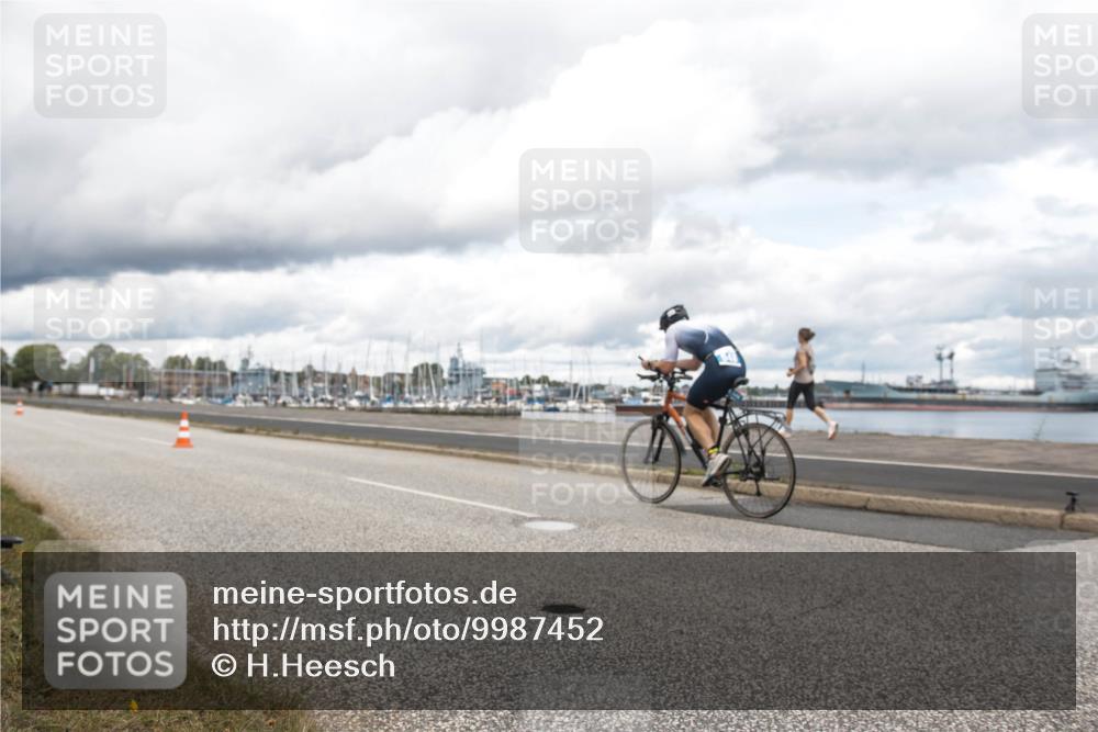 16.08.2026 - KN Förde Triathlon 2026 H.Heesch http://msf.ph/oto/9987452 16.08.2026 13:11:46 Radfahren 522, 581, 702 meine-sportfotos.de
