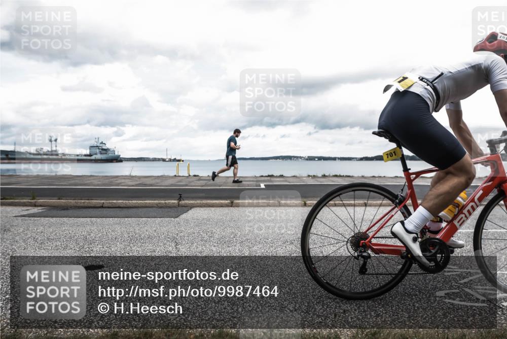 16.08.2026 - KN Förde Triathlon 2026 H.Heesch http://msf.ph/oto/9987464 16.08.2026 13:12:22 Radfahren 596, 701 meine-sportfotos.de