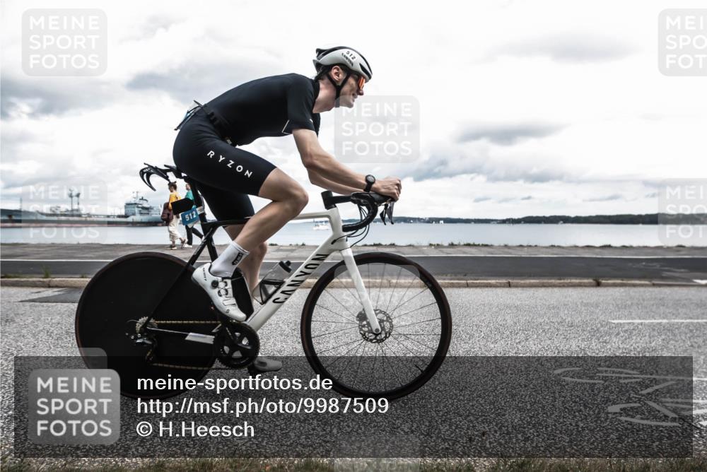 16.08.2026 - KN Förde Triathlon 2026 H.Heesch http://msf.ph/oto/9987509 16.08.2026 13:14:16 Radfahren 509, 530, 540, 548, 604, 611 meine-sportfotos.de