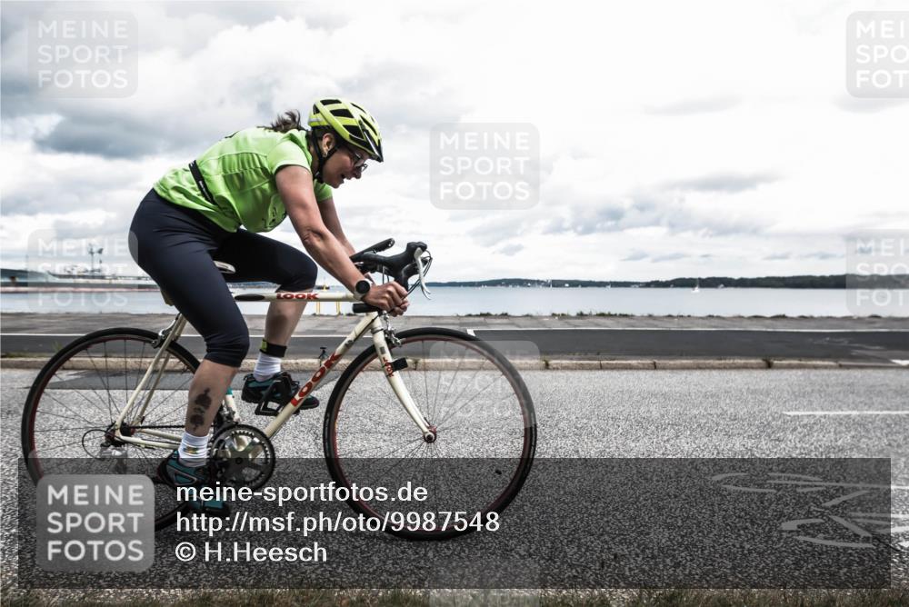 16.08.2026 - KN Förde Triathlon 2026 H.Heesch http://msf.ph/oto/9987548 16.08.2026 13:15:50 Radfahren 569, 587, 606, 742 meine-sportfotos.de