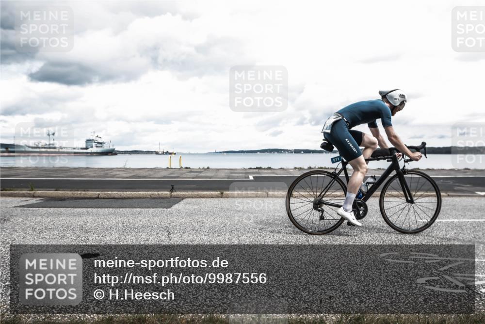 16.08.2026 - KN Förde Triathlon 2026 H.Heesch http://msf.ph/oto/9987556 16.08.2026 13:16:07 Radfahren 517, 525, 566, 571, 734 meine-sportfotos.de