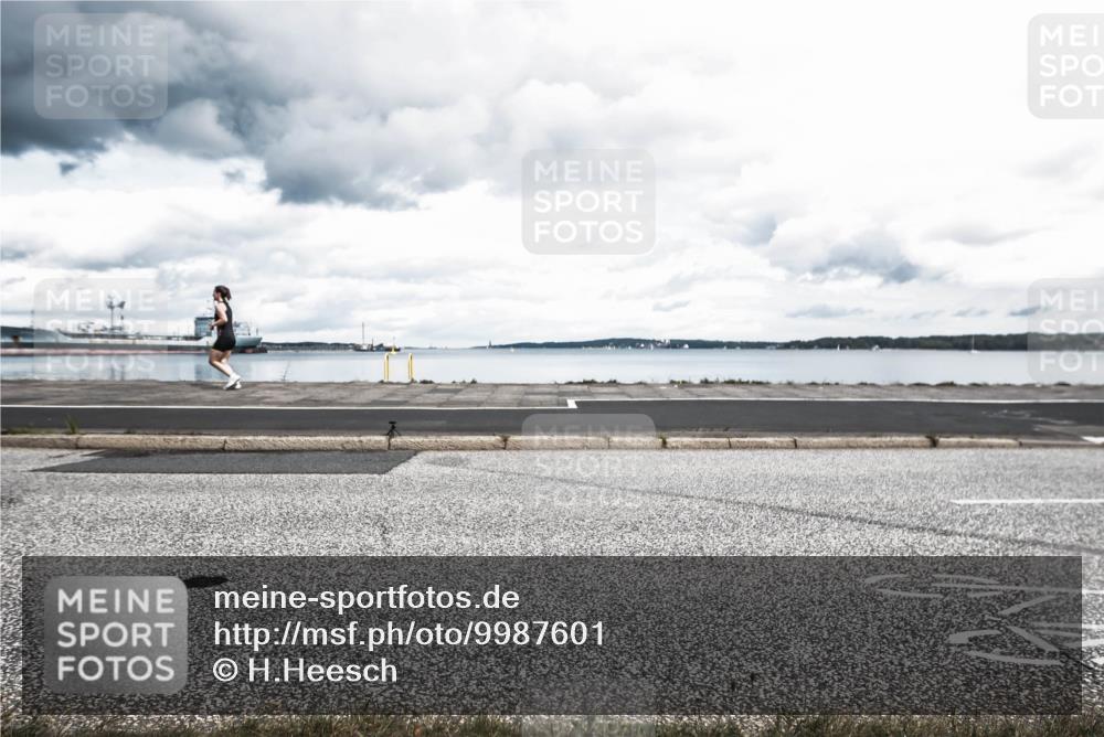 16.08.2026 - KN Förde Triathlon 2026 H.Heesch http://msf.ph/oto/9987601 16.08.2026 13:18:00 Radfahren 598, 711 meine-sportfotos.de