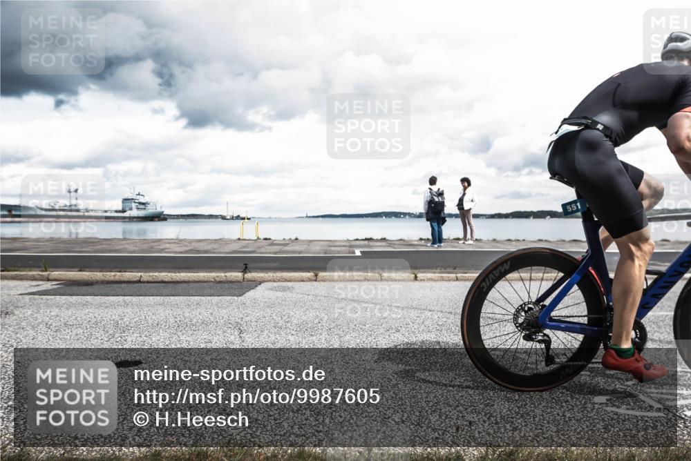 16.08.2026 - KN Förde Triathlon 2026 H.Heesch http://msf.ph/oto/9987605 16.08.2026 13:18:13 Radfahren 557, 720, 738 meine-sportfotos.de