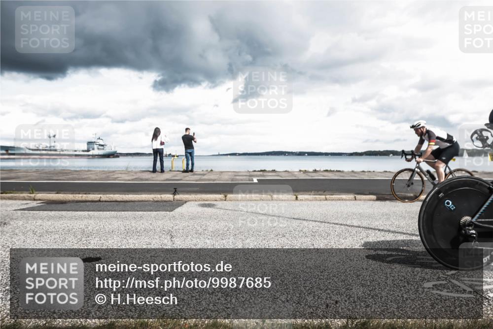 16.08.2026 - KN Förde Triathlon 2026 H.Heesch http://msf.ph/oto/9987685 16.08.2026 13:21:20 Radfahren 592, 603, 703 meine-sportfotos.de