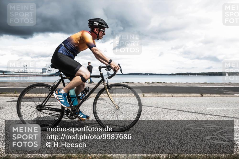 16.08.2026 - KN Förde Triathlon 2026 H.Heesch http://msf.ph/oto/9987686 16.08.2026 13:21:23 Radfahren 592 meine-sportfotos.de