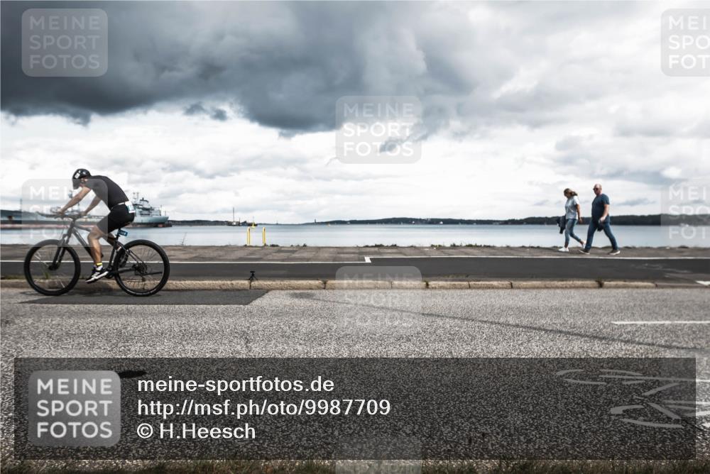 16.08.2026 - KN Förde Triathlon 2026 H.Heesch http://msf.ph/oto/9987709 16.08.2026 13:22:40 Radfahren 737 meine-sportfotos.de
