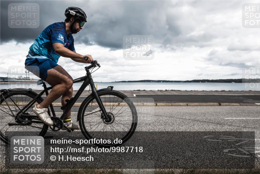 16.08.2026 - KN Förde Triathlon 2026 H.Heesch http://msf.ph/oto/9987718 16.08.2026 13:23:09 Radfahren 573, 584, 708, 726, 727, 731 meine-sportfotos.de