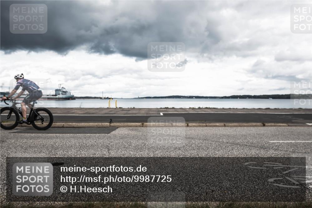 16.08.2026 - KN Förde Triathlon 2026 H.Heesch http://msf.ph/oto/9987725 16.08.2026 13:23:22 Radfahren 569, 571, 575, 587, 604, 611 meine-sportfotos.de