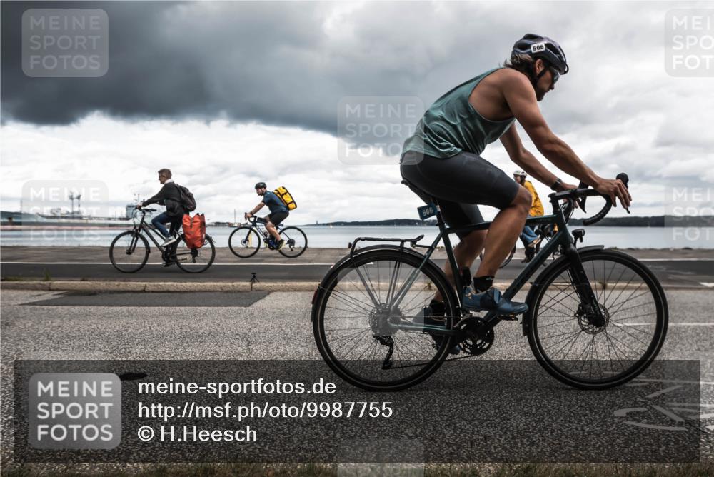 16.08.2026 - KN Förde Triathlon 2026 H.Heesch http://msf.ph/oto/9987755 16.08.2026 13:24:49 Radfahren 546, 561, 577 meine-sportfotos.de