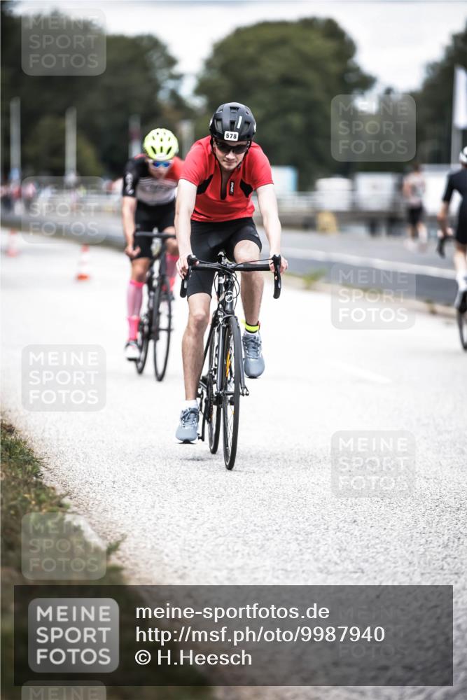 16.08.2026 - KN Förde Triathlon 2026 H.Heesch http://msf.ph/oto/9987940 16.08.2026 13:12:10 Radfahren 523, 542, 555, 578, 589, 729, 746 meine-sportfotos.de