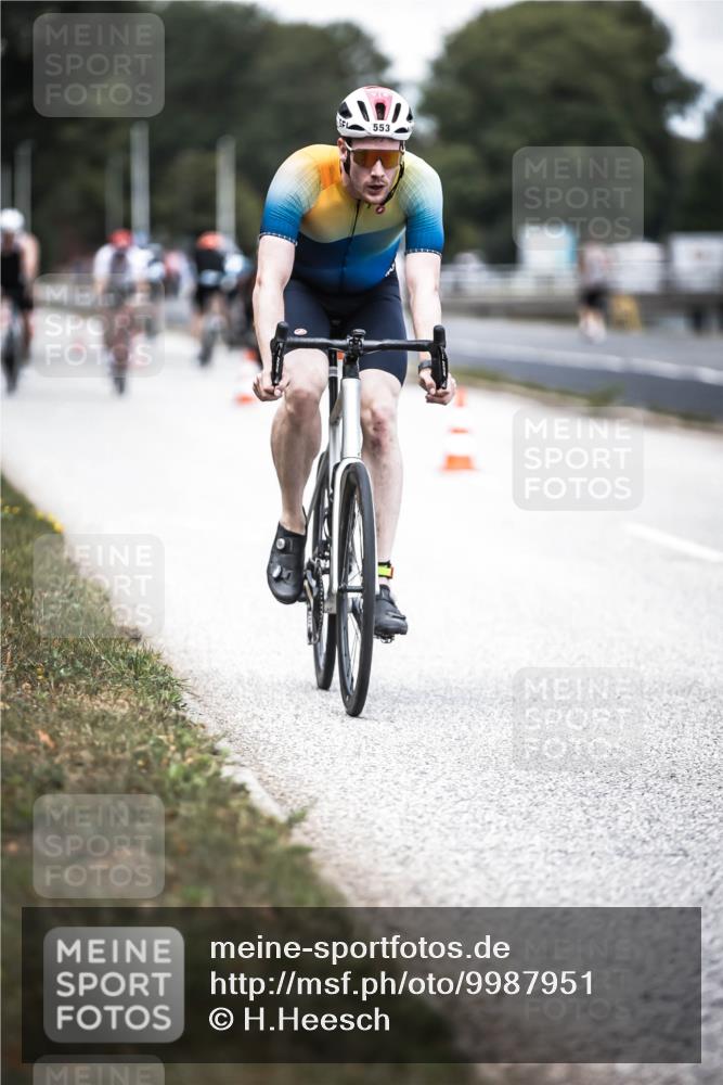 16.08.2026 - KN Förde Triathlon 2026 H.Heesch http://msf.ph/oto/9987951 16.08.2026 13:12:17 Radfahren 523, 542, 553, 568, 701 meine-sportfotos.de