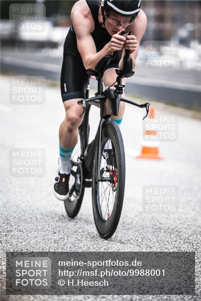 16.08.2026 - KN Förde Triathlon 2026 H.Heesch http://msf.ph/oto/9988001 16.08.2026 13:12:30 Radfahren 502, 531, 550, 719 meine-sportfotos.de