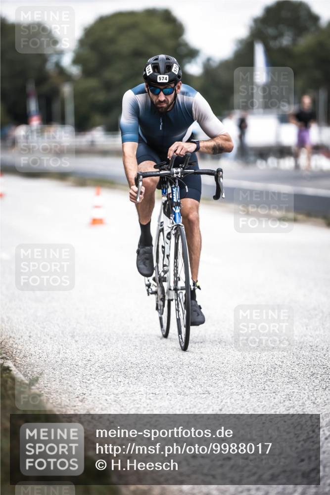 16.08.2026 - KN Förde Triathlon 2026 H.Heesch http://msf.ph/oto/9988017 16.08.2026 13:12:42 Radfahren 574 meine-sportfotos.de