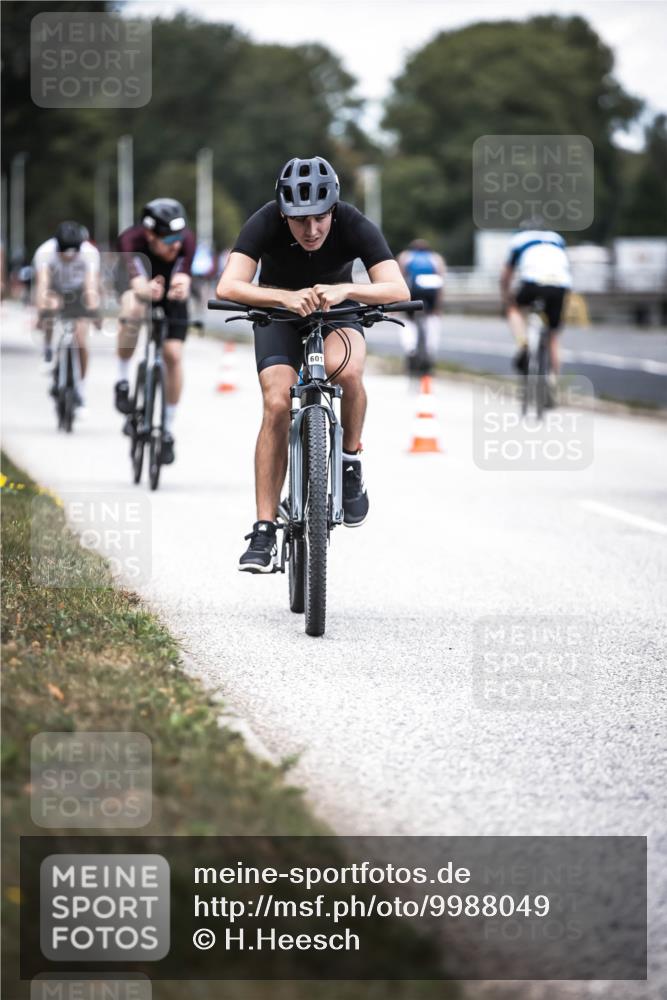 16.08.2026 - KN Förde Triathlon 2026 H.Heesch http://msf.ph/oto/9988049 16.08.2026 13:12:58 Radfahren 549, 556, 588, 601, 606, 733, 734 meine-sportfotos.de