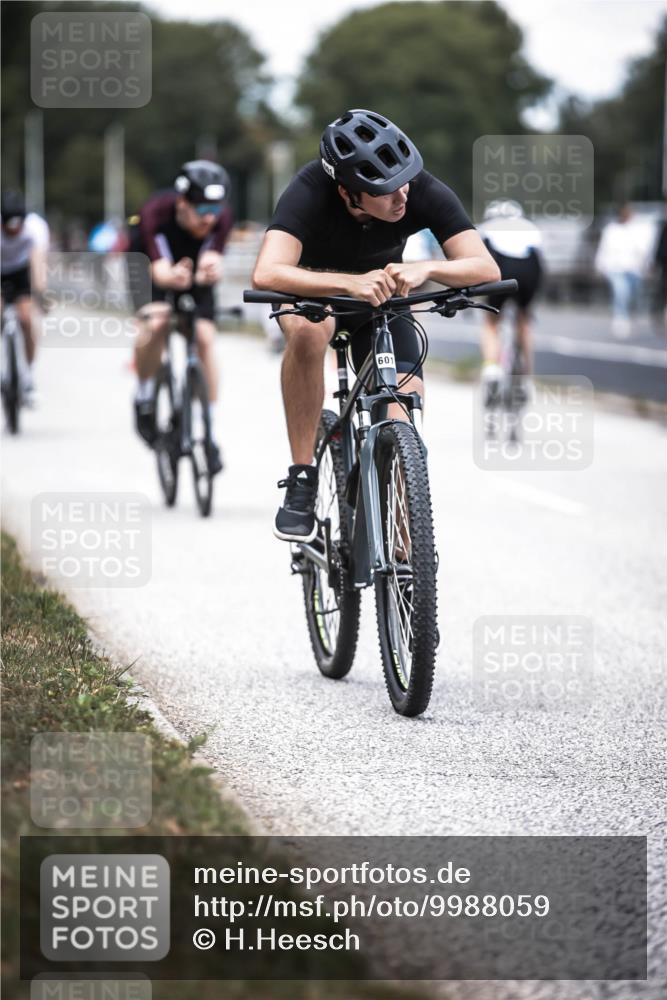 16.08.2026 - KN Förde Triathlon 2026 H.Heesch http://msf.ph/oto/9988059 16.08.2026 13:12:58 Radfahren 549, 556, 588, 601, 606, 733, 734 meine-sportfotos.de