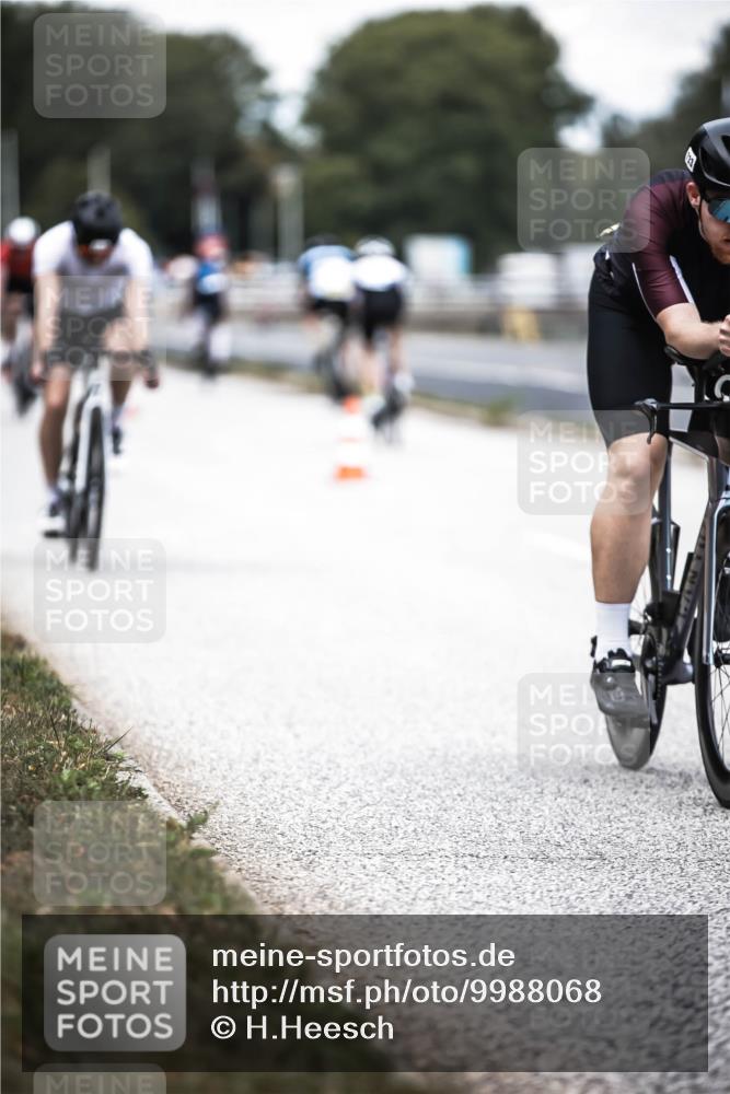 16.08.2026 - KN Förde Triathlon 2026 H.Heesch http://msf.ph/oto/9988068 16.08.2026 13:12:59 Radfahren 549, 556, 588, 601, 606, 733, 734 meine-sportfotos.de