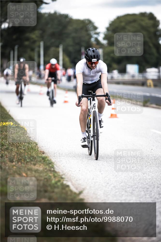 16.08.2026 - KN Förde Triathlon 2026 H.Heesch http://msf.ph/oto/9988070 16.08.2026 13:13:00 Radfahren 549, 556, 588, 601, 606, 733, 734 meine-sportfotos.de