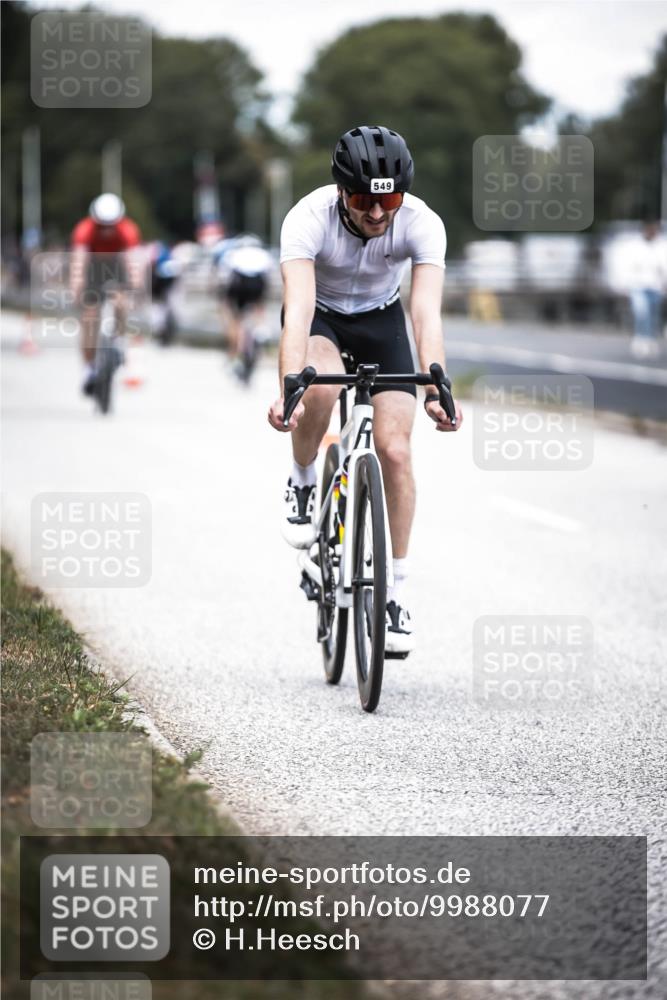 16.08.2026 - KN Förde Triathlon 2026 H.Heesch http://msf.ph/oto/9988077 16.08.2026 13:13:00 Radfahren 549, 556, 588, 601, 606, 733, 734 meine-sportfotos.de