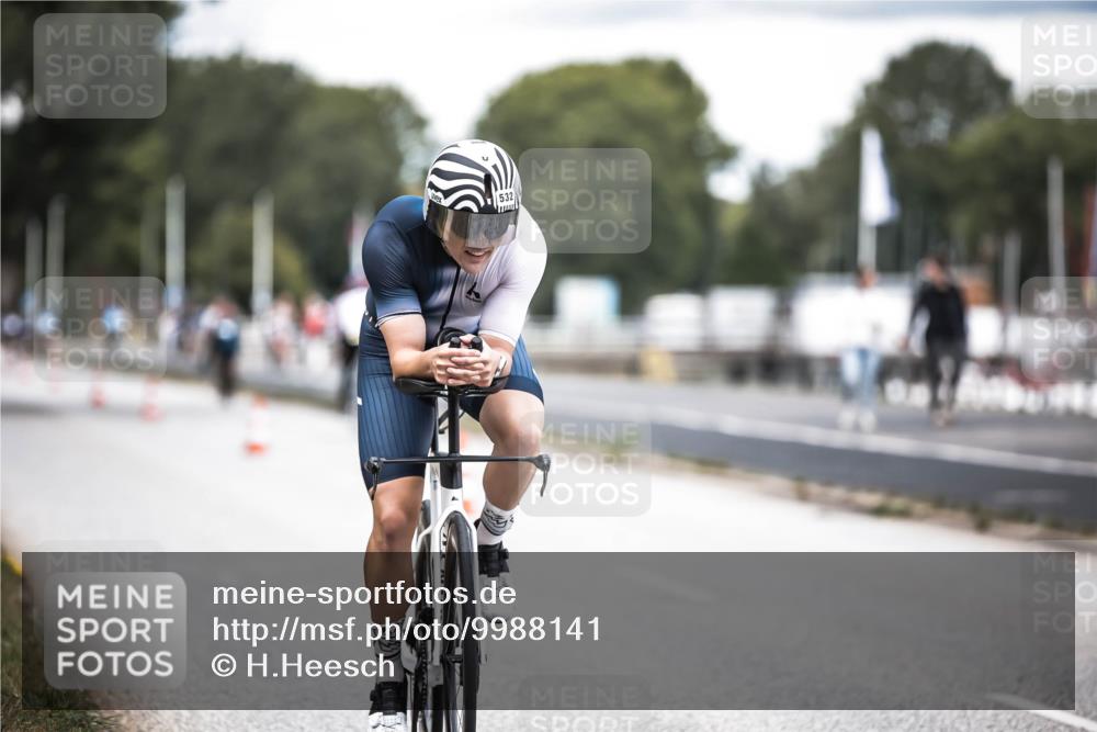 16.08.2026 - KN Förde Triathlon 2026 H.Heesch http://msf.ph/oto/9988141 16.08.2026 13:13:15 Radfahren 532, 539, 544, 706, 721, 730, 742, 747 meine-sportfotos.de